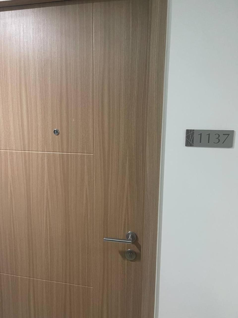 Red Residences Chino Roces Makati Makati City Exteriér fotografie