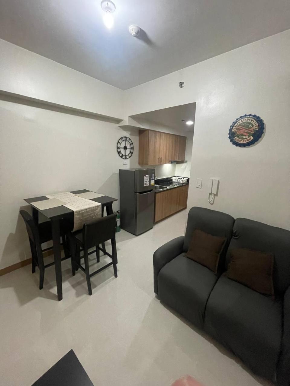 Red Residences Chino Roces Makati Makati City Exteriér fotografie