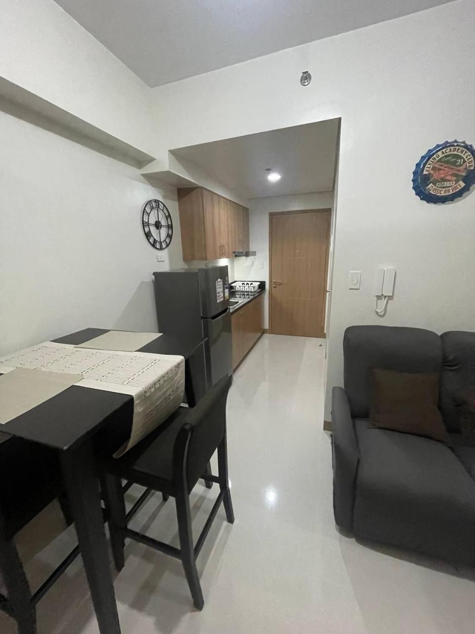 Red Residences Chino Roces Makati Makati City Exteriér fotografie